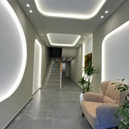 Eden Center Hotel *